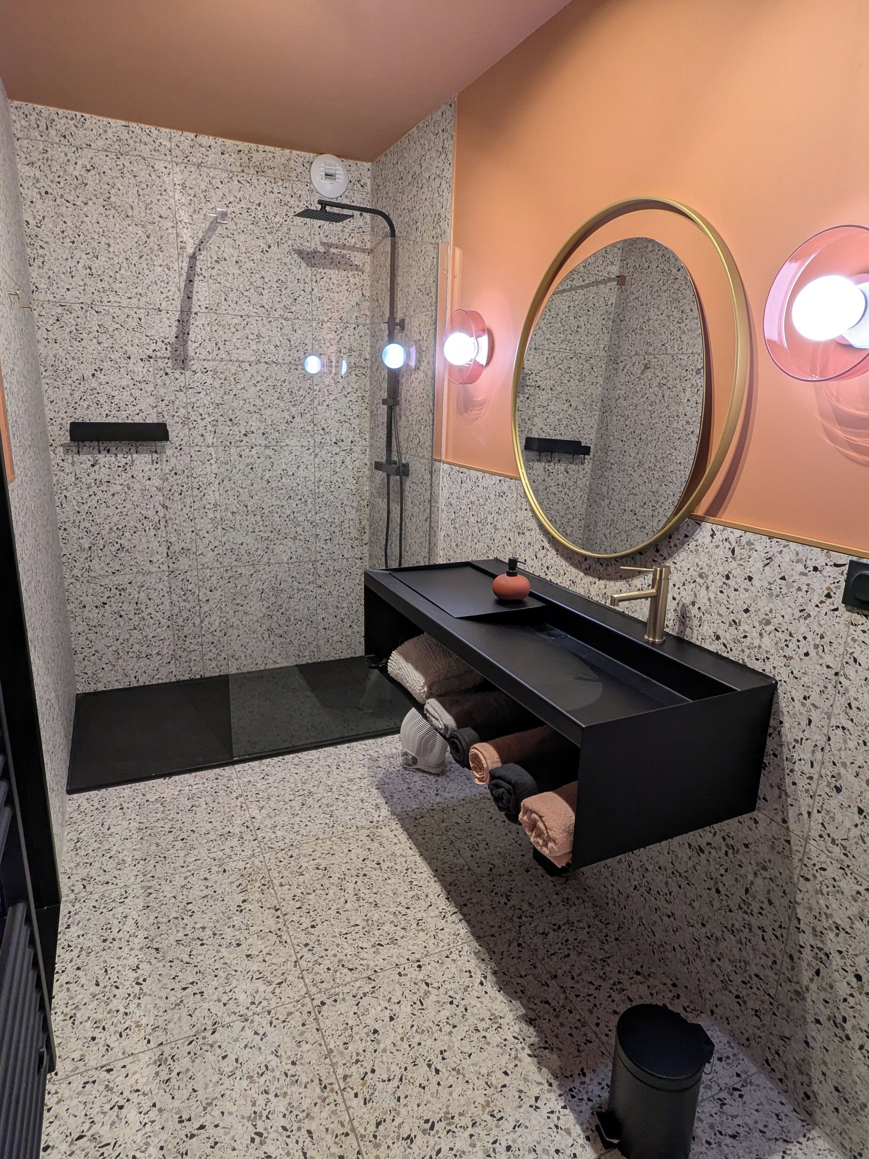 Shower, hair dryer, towels, toilet paper