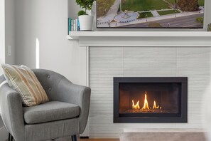 Interior - Cordova Bay Living (Victoria)