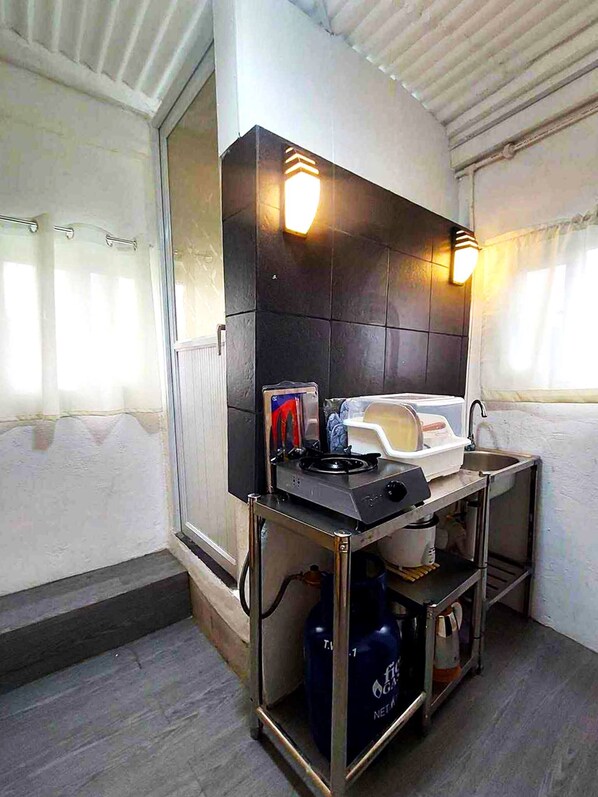 Apartment, 1 Bedroom | Interior - Central Baguio Budget Stay With Wifi (Baguio)