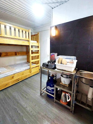 1 bedroom - Central Baguio Budget Stay With Wifi (Baguio)