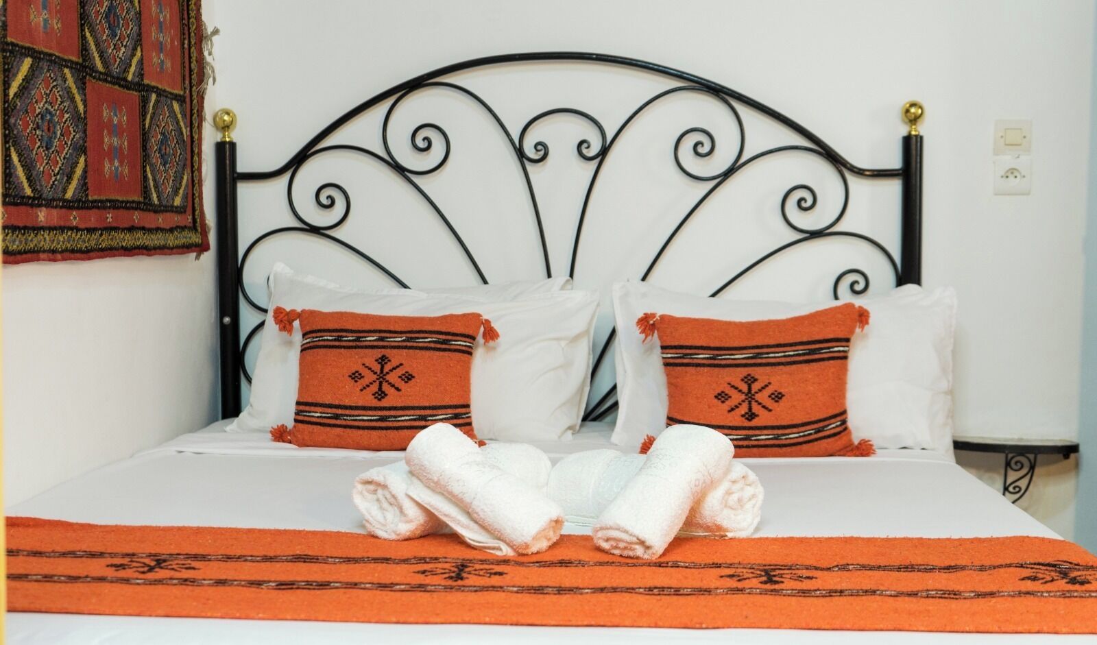 Panoramic Triple Room | In-room safe, desk, laptop workspace, soundproofing