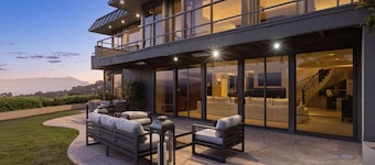 Iconic Golden Gate Bridge Estate