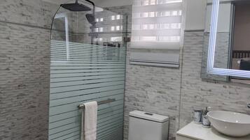 Standard Room | Bilik Mandi