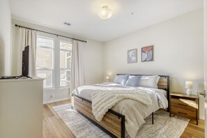 1 bedroom, iron/ironing board, free WiFi, bed sheets