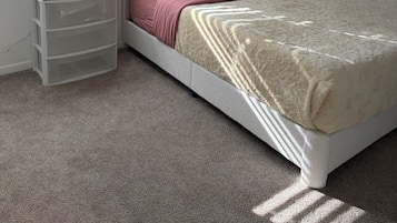 1 sovrum, strykjärn/strykbräda, wi-fi och sängkläder