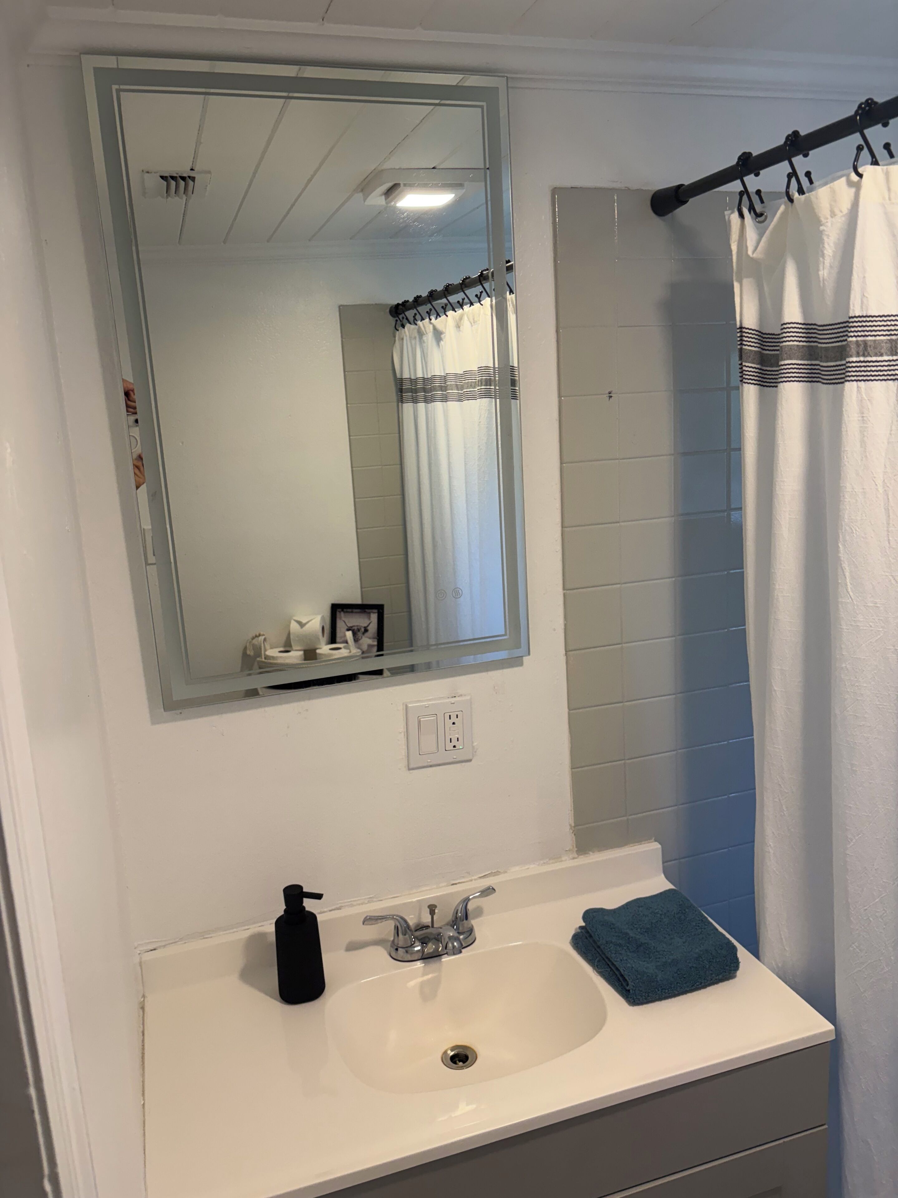 Towels, soap, toilet paper