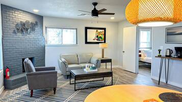 Smart TV, offices