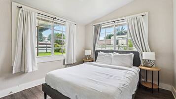 2 bedrooms, iron/ironing board, free WiFi, bed sheets