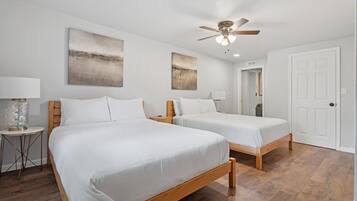 Iron/ironing board, free WiFi