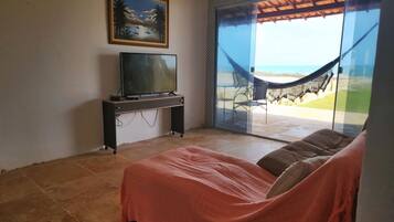 Casa, para fumantes | 3 quartos