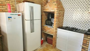 Casa, para fumantes | 3 quartos