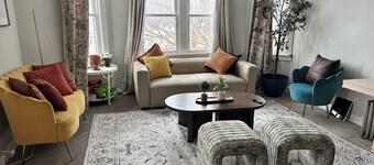 3 bedrooms with parking near NE Arts District, 15min to NSC and US Bank Stadium