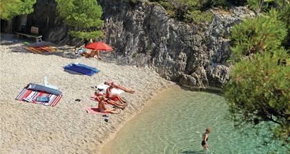 Stunning home in Donji Prolozac