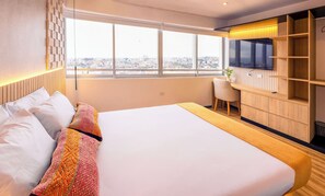 Double Room, City View | Soundproofing, free WiFi - Le Foyer Flats Sudamerica Rooms (Arequipa)