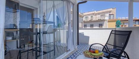 Panoramic Apartment, 1 Bedroom, Kitchen, Sea View | Outdoor dining