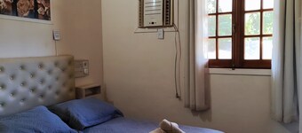 Duplex 2 a few minutes from downtown