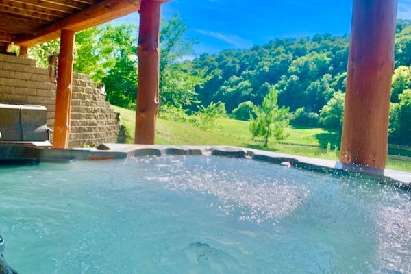 Bain à remous extérieur