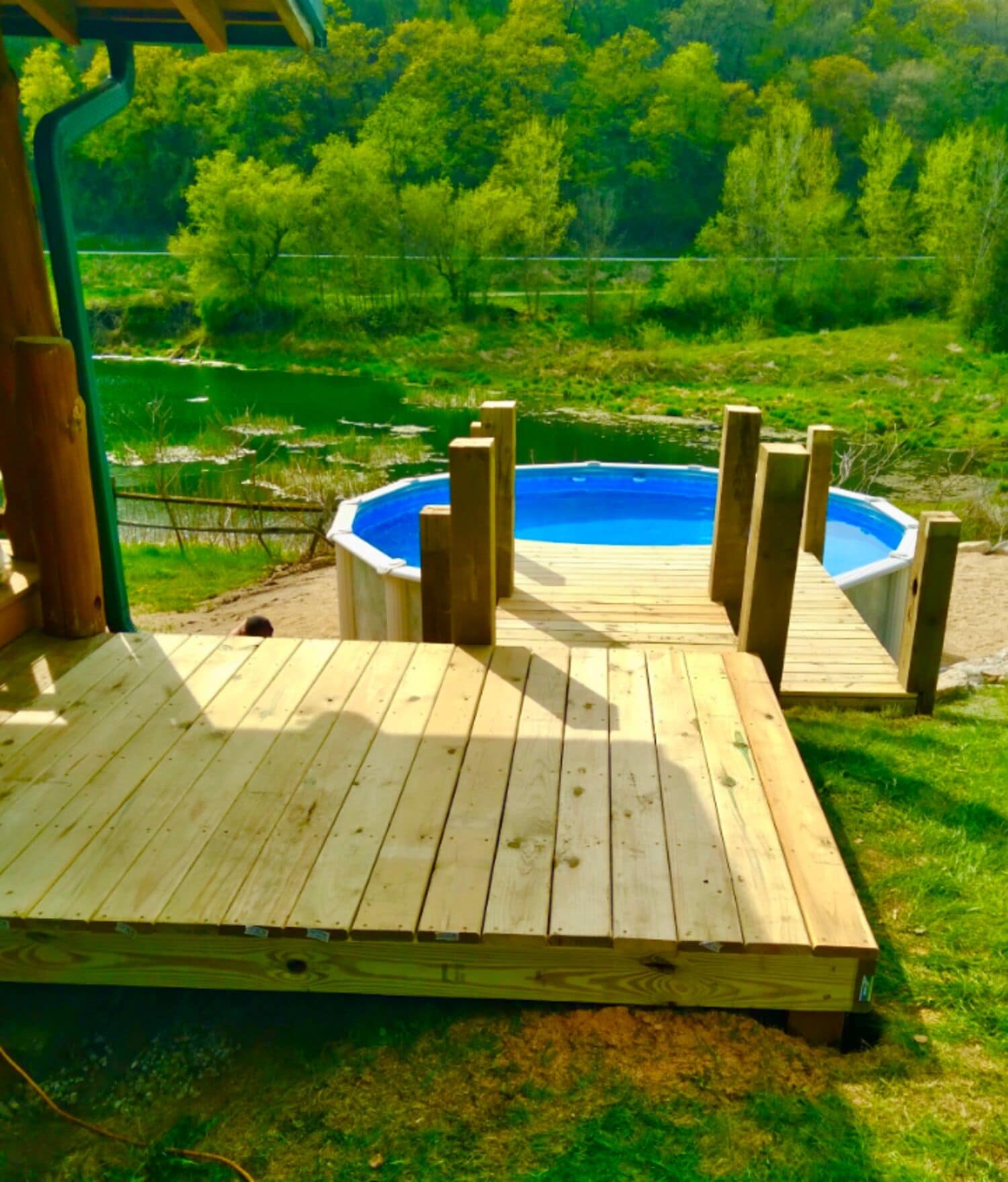 Bañera de hidromasaje al aire libre