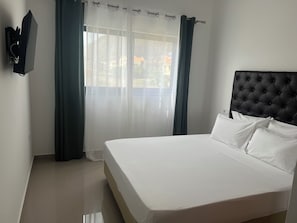 Standard Double Room | In-room safe, free WiFi, bed sheets - Lali's House (Tarrafal)