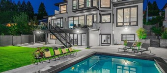 Luxury Large Private Modern Home with Pool