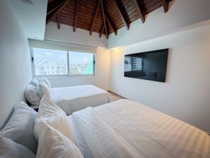 2 bedrooms, iron/ironing board, WiFi, bed sheets - Luxe Punta Hansa PH (San Andrés)