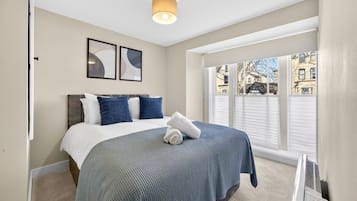 2 bedrooms