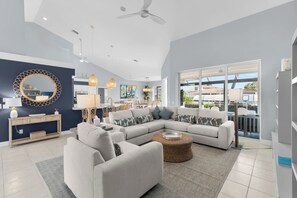 Smart TV - Casa Azul - Marco Island Family Home w/ Heated Pool (Marco Island)