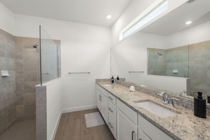 Shower, towels