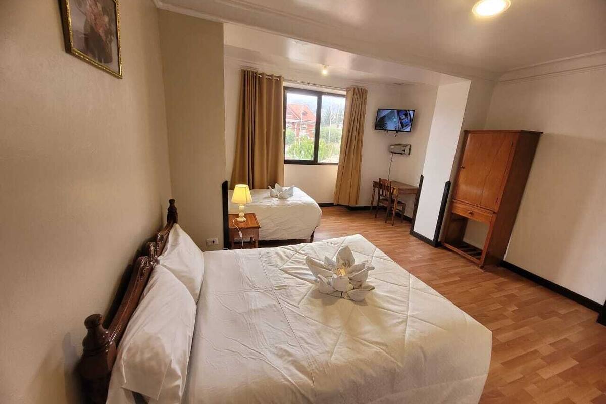 Soundproofing, free WiFi