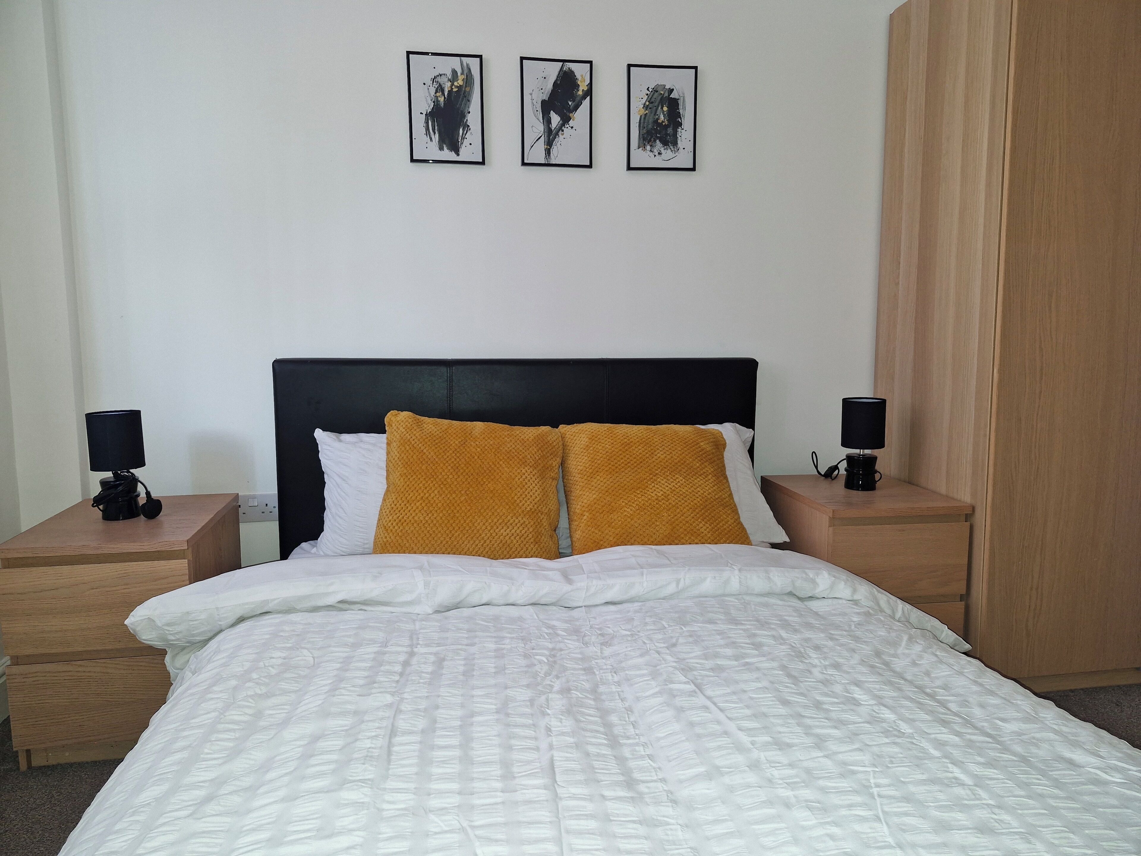 2 bedrooms, free WiFi, bed sheets, wheelchair access
