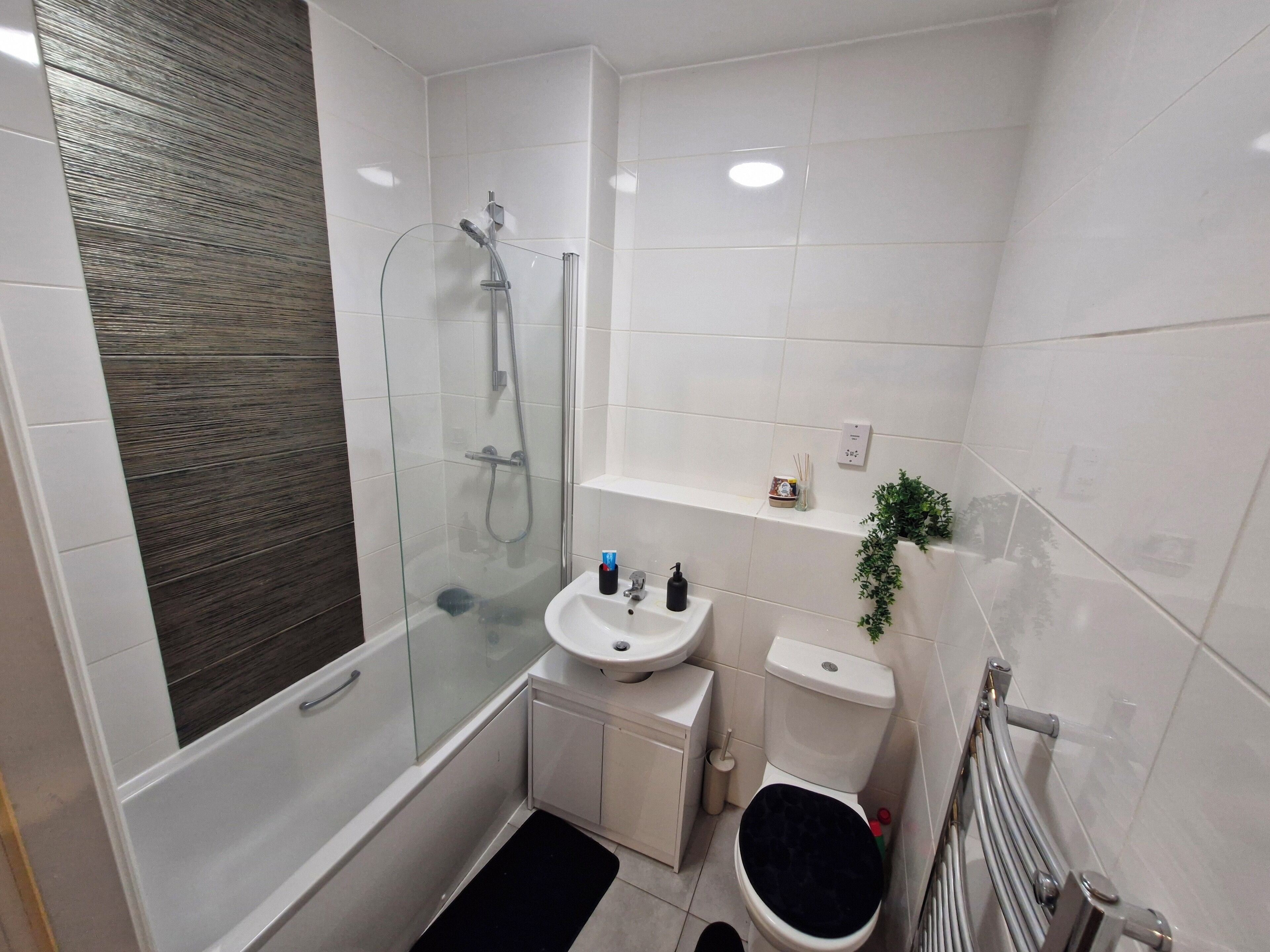 Towels, toilet paper