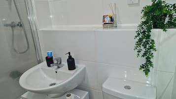 Towels, toilet paper