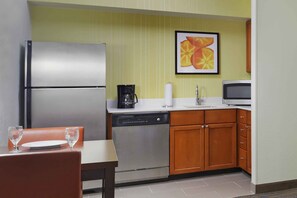 Fridge, microwave, stovetop, toaster