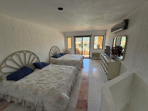 Iron/ironing board, WiFi, bed sheets - Marinaterra San Carlos Sonora Condominium (San Carlos)