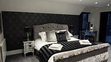 5 chambres, fer et planche Ă repasser, Wi-Fi gratuit, draps fournis