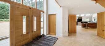 Spacious Detached Home in Sussex - Sleeps 14