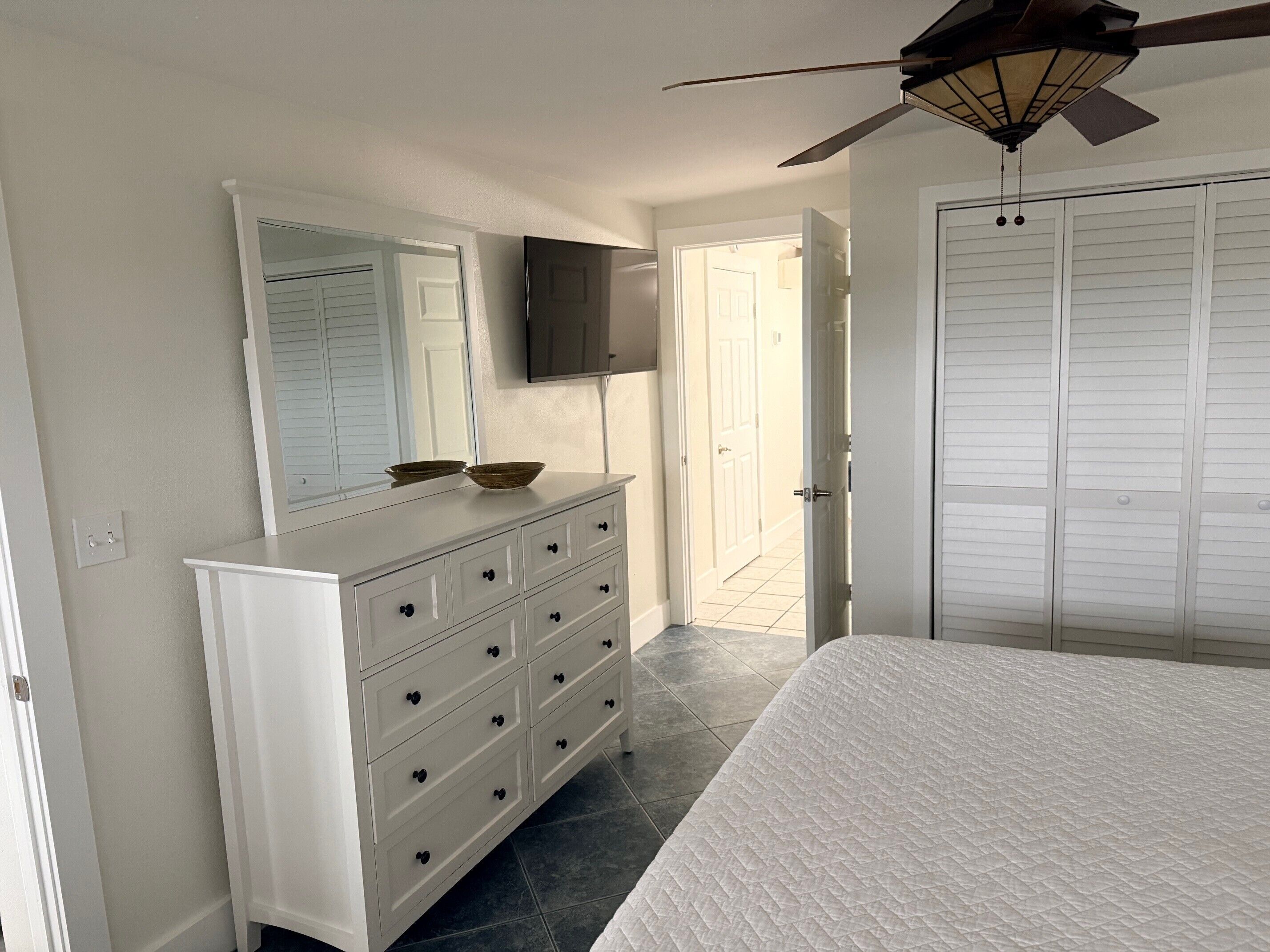 2 室のベッドルーム、WiFi、ベッドシーツ