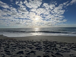 Beach nearby, beach towels