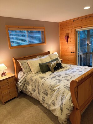 3 bedrooms, Internet, bed sheets - Delightful 3-bedroom house in Truckee perfect for your getaway (Truckee)