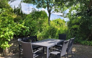 Outdoor dining - 3 bedroom gorgeous home in Grevinge (Grevinge)