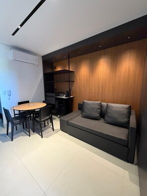 家庭公寓, 陽台, 庭園景觀 | 住宿內部