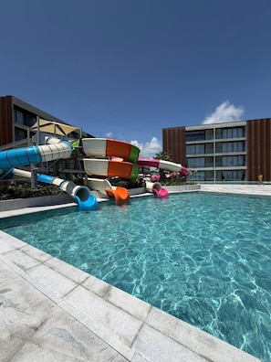 15 indoor pools, 15 outdoor pools