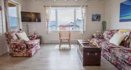 Annie's Place by the Inn!