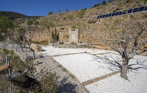 Property grounds - 2 bedroom beautiful home in LAROYA (LAROYA)