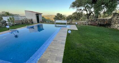 Stunning home in El Castillo de las Gua