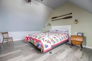 1 dormitorio, tabla de planchar con plancha, wifi y ropa de cama
