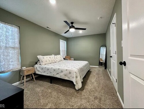 Peaceful 3-bedroom home with heart in charming Martinsville