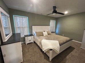 3 bedrooms, free WiFi, bed sheets