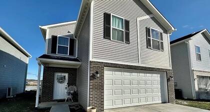 Peaceful 3-bedroom home with heart in charming Martinsville