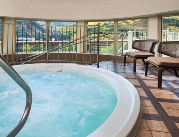 Interior - 2-bedroom villa in quaint Avon close to Beaver Creek 2-14-26 to 2-21-26 (Avon)